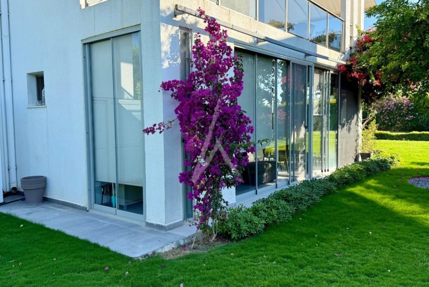 PALMİYE YALIKAVAK SATILIK BAHÇE KATI DAİRE 2.5+1  - 8